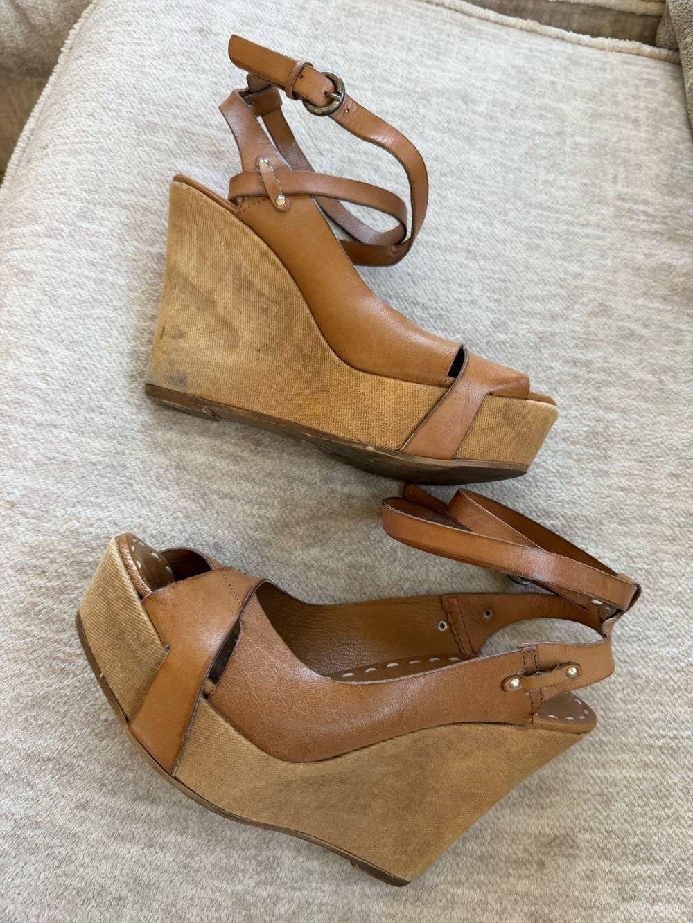 Progetto tan leather strappy wedge sandals. Size 8